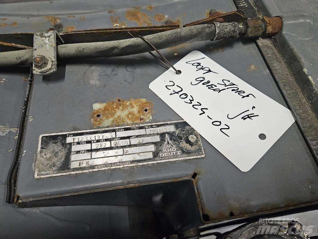 Deutz F12L413F Двигуни