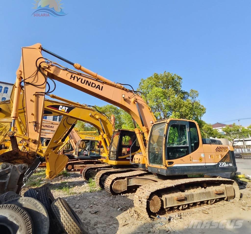 Hyundai R220LC-9S Гусеничні екскаватори