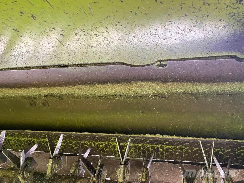 CLAAS DISCO 3050 Навісні та причіпні косарки