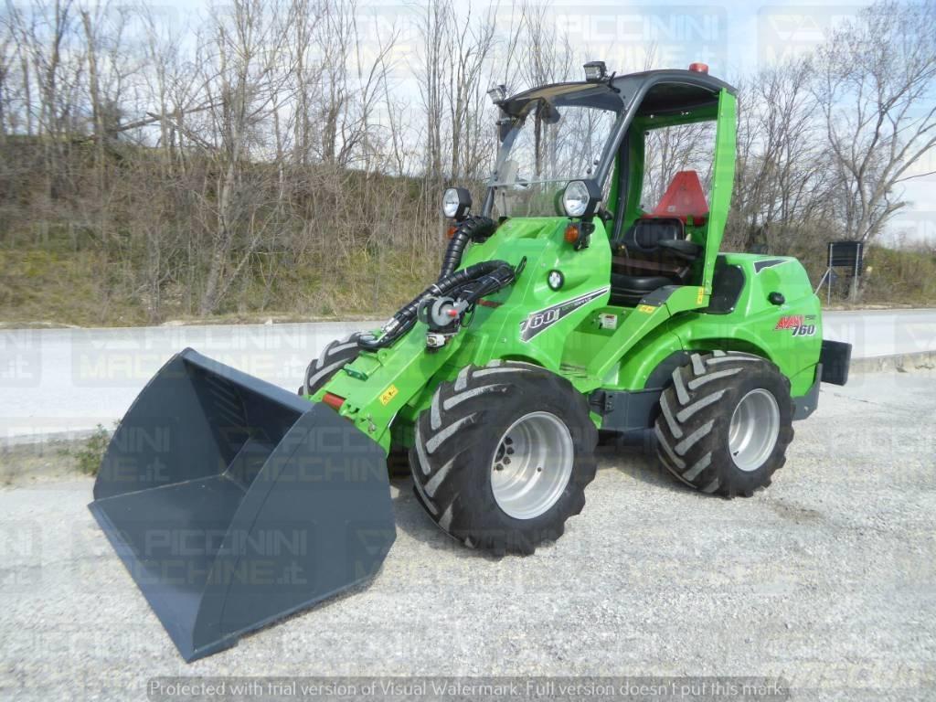 Avant 760I Багатофункціональне обладнання для вантажних і землекопальних робіт