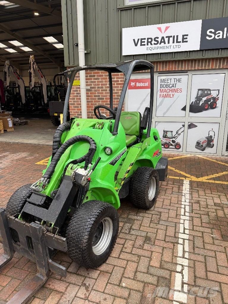 Avant 528 Малі навантажувачі