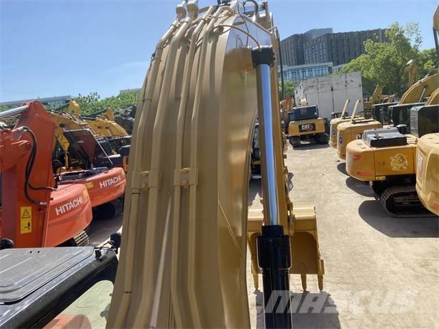 CAT 330 GC Гусеничні екскаватори