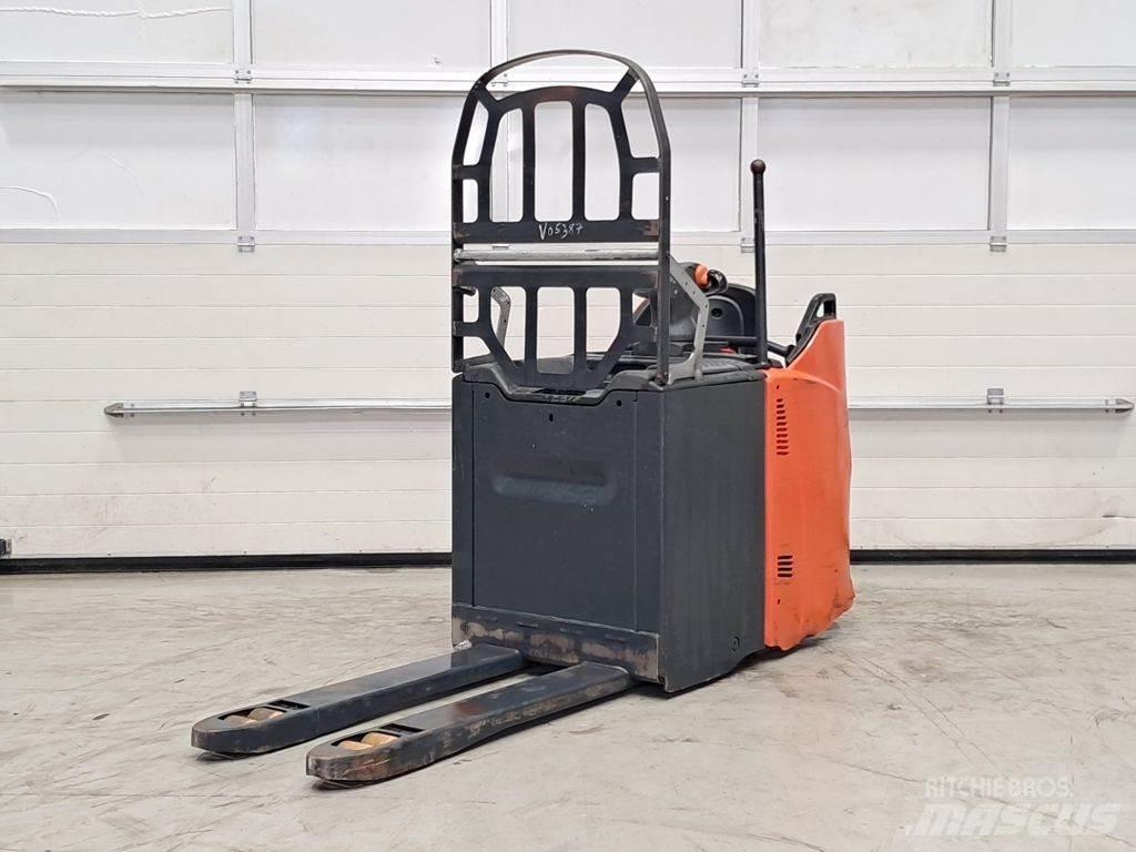Linde T20SP-02 Штабелери