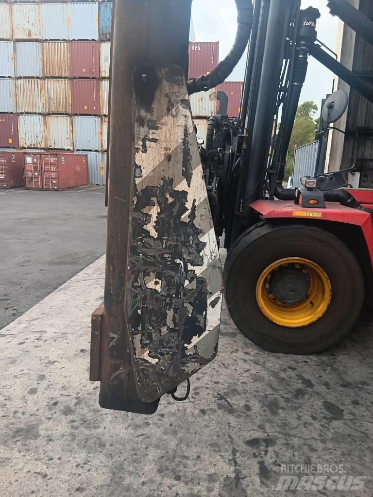 Kalmar DCG100-45ED7 Навантажувачі для контейнерів