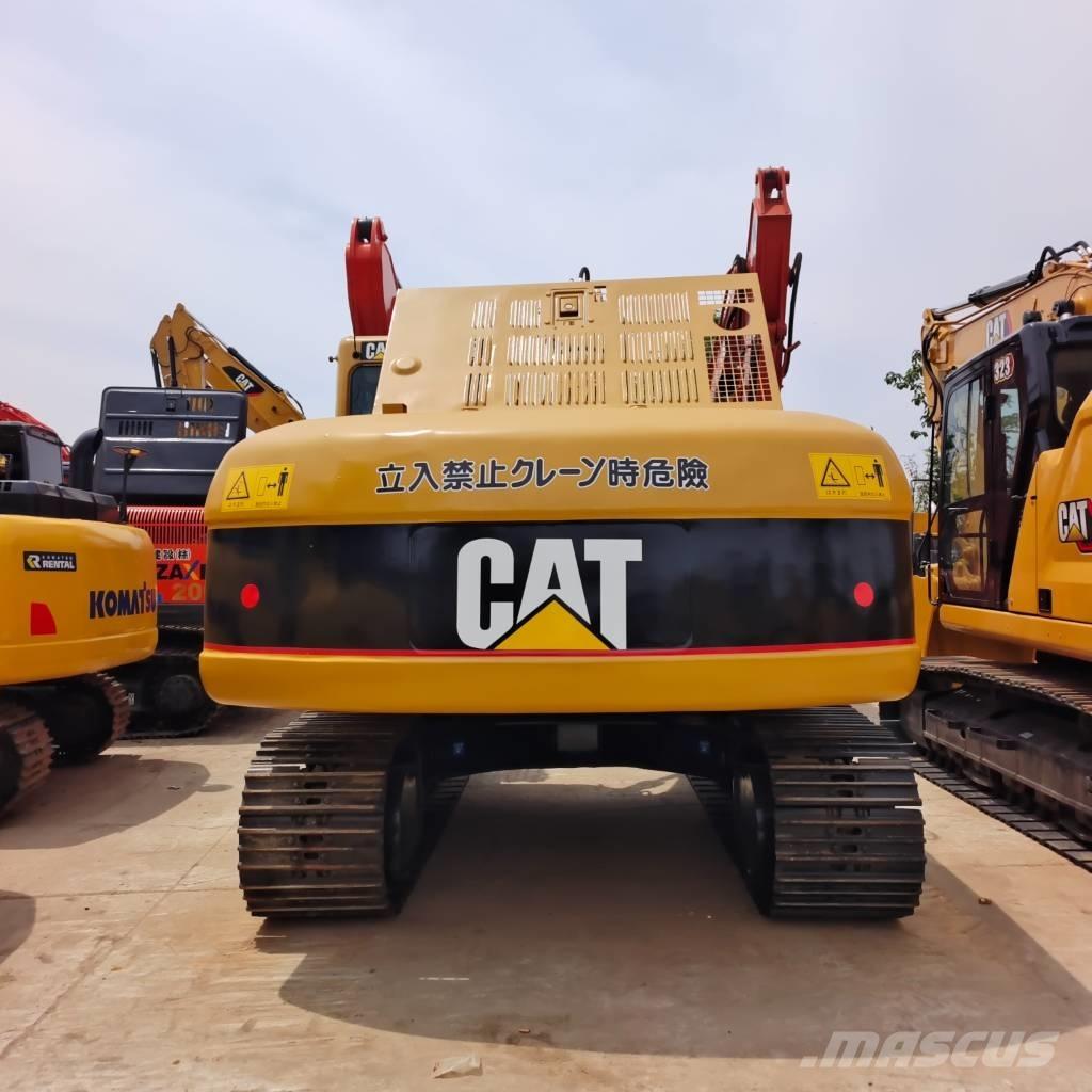 CAT 320CL Гусеничні екскаватори