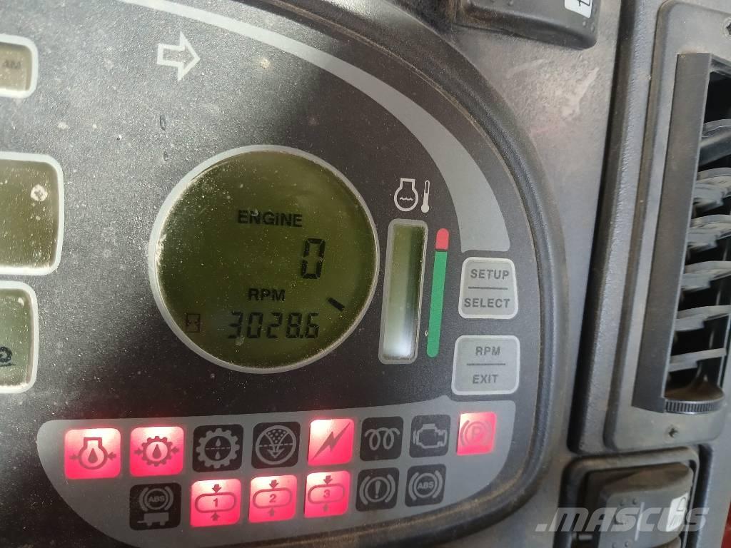 JCB Fastrac 2155 Трактори