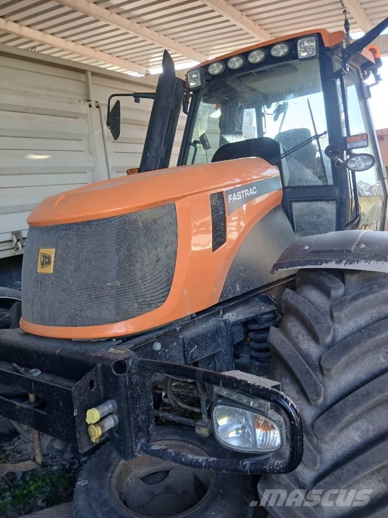 JCB Fastrac 2155 Трактори