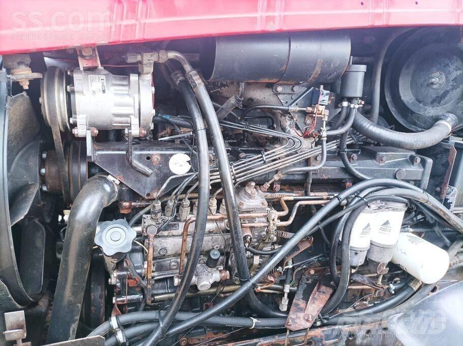 Valtra Valmet 8750 Трактори