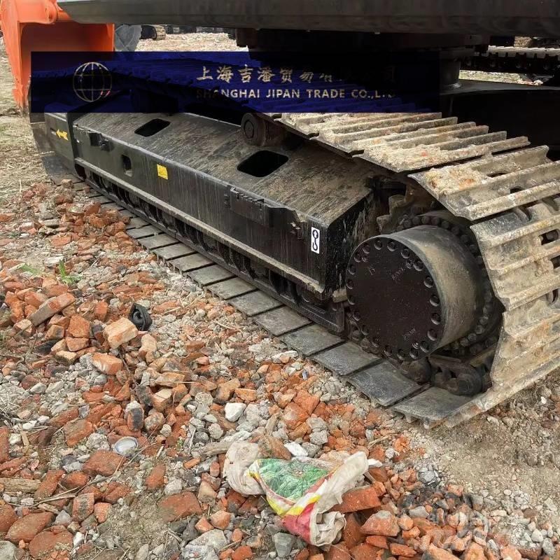 Hitachi ZX 360 Гусеничні екскаватори