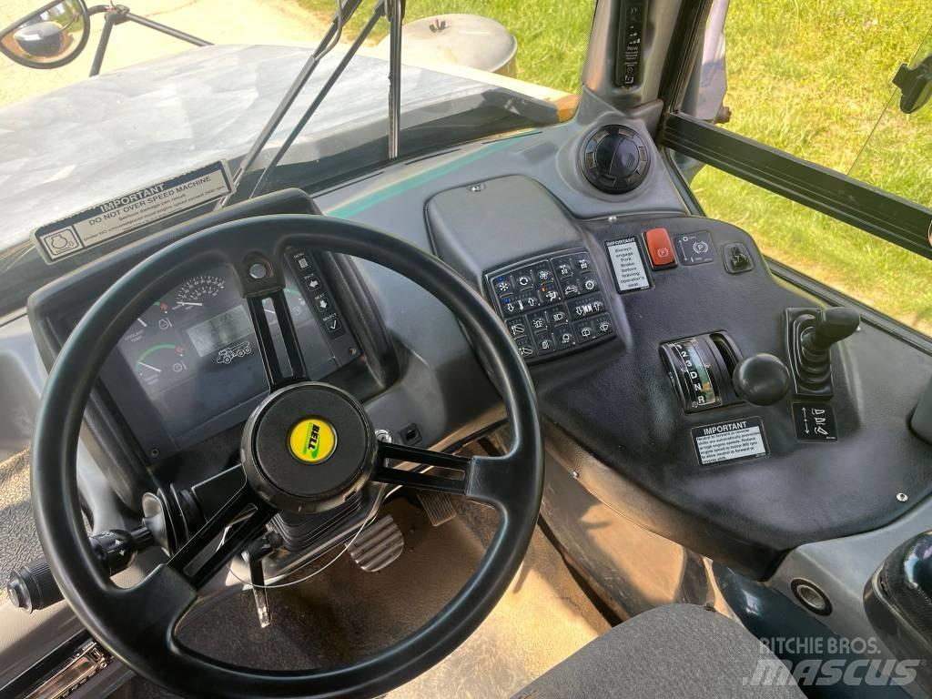 Bell ADT B 30 D 6x6 Зчленовані самоскиди