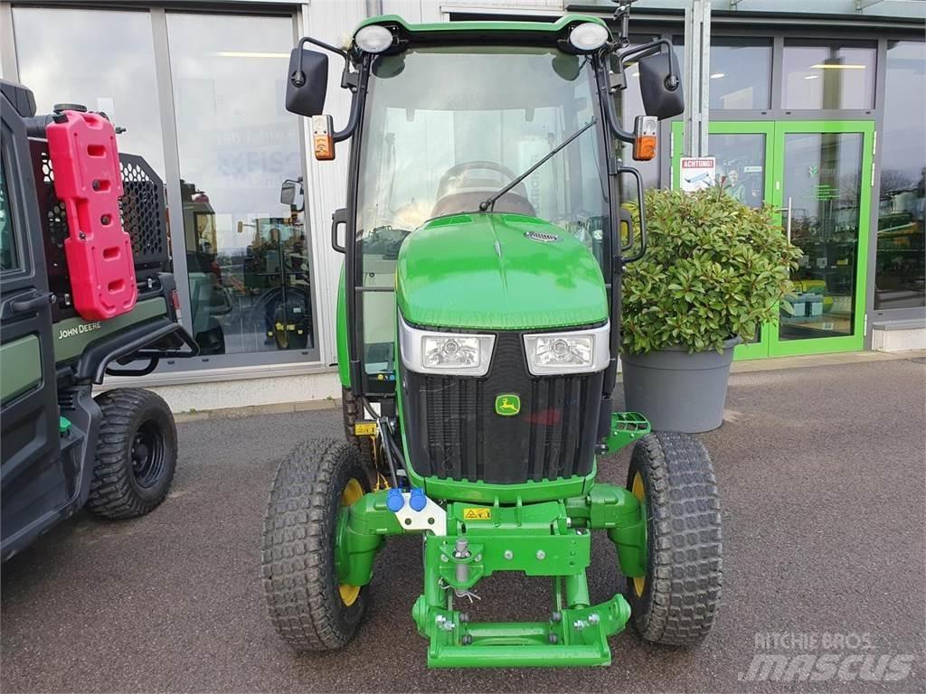 John Deere 3039R Трактори