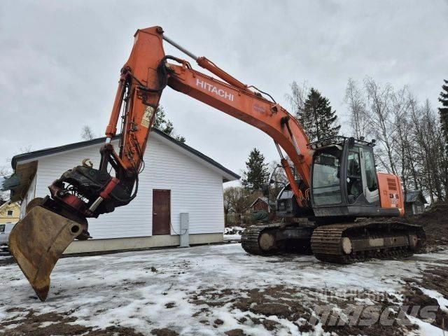 Hitachi ZX225 LC-3 Гусеничні екскаватори