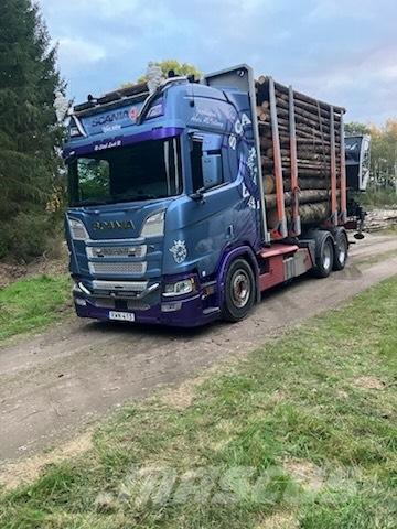 Scania R650B6X4NB Лісовози