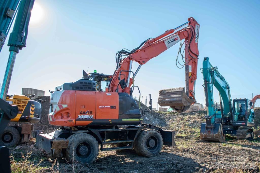 Hitachi ZX 145 Колісні екскаватори