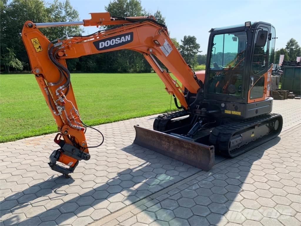 Doosan DX63-3 Міні-екскаватори < 7т
