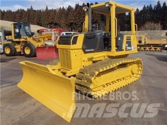 Komatsu D31PX-21 Гусеничні бульдозери