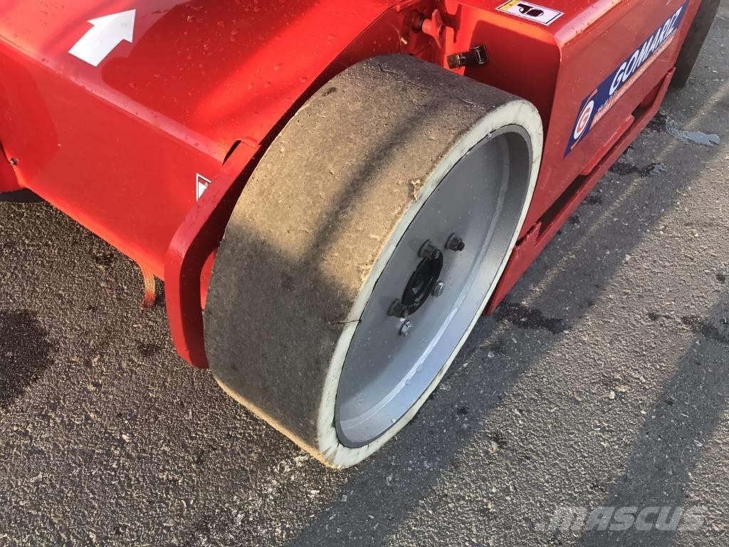 Manitou 120 AET J Колінчаті підйомники