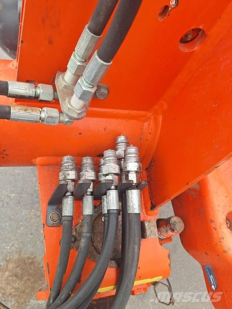Kuhn Vari-Master 122 Реверсивні плуги