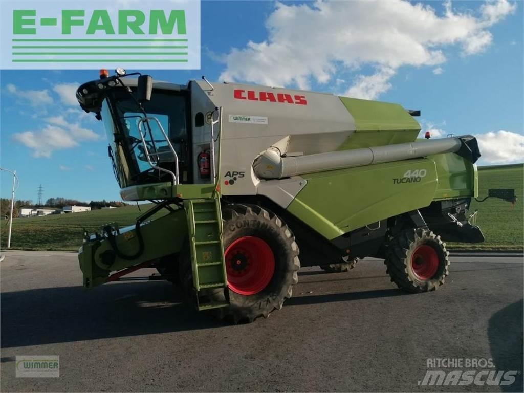 CLAAS tucano 440 Зернозбиральні комбайни