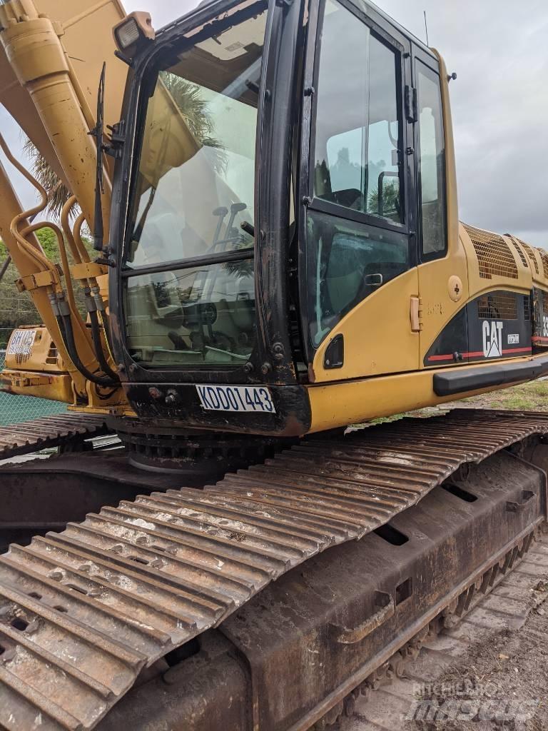 CAT 330CL Гусеничні екскаватори