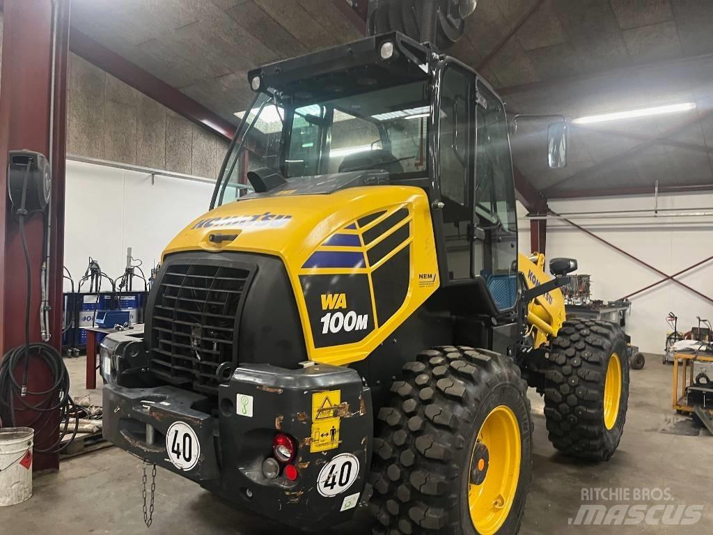 Komatsu WA100-8 Малі навантажувачі