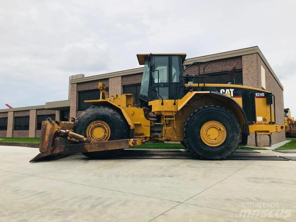 CAT 824 G Бульдозери
