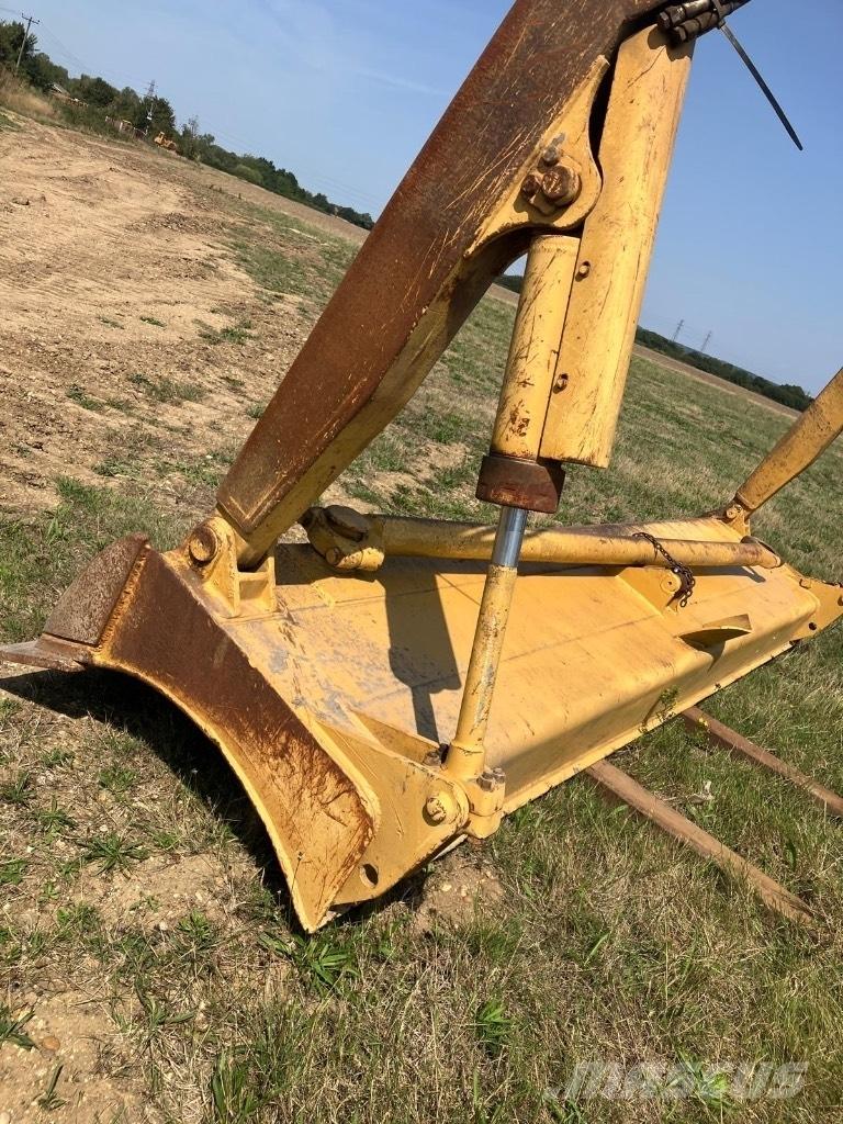 CAT 825 C Ущільнювачі грунту