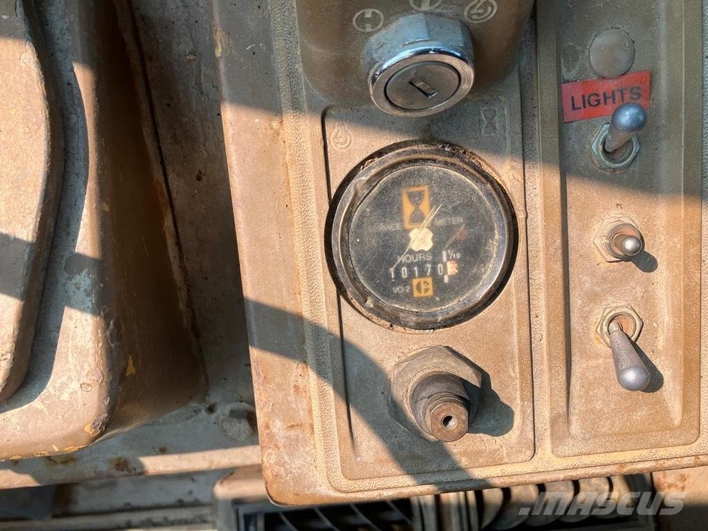 CAT 825 C Ущільнювачі грунту