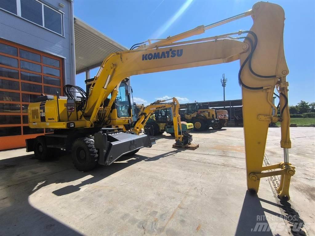 Komatsu PW 180-7 Колісні екскаватори