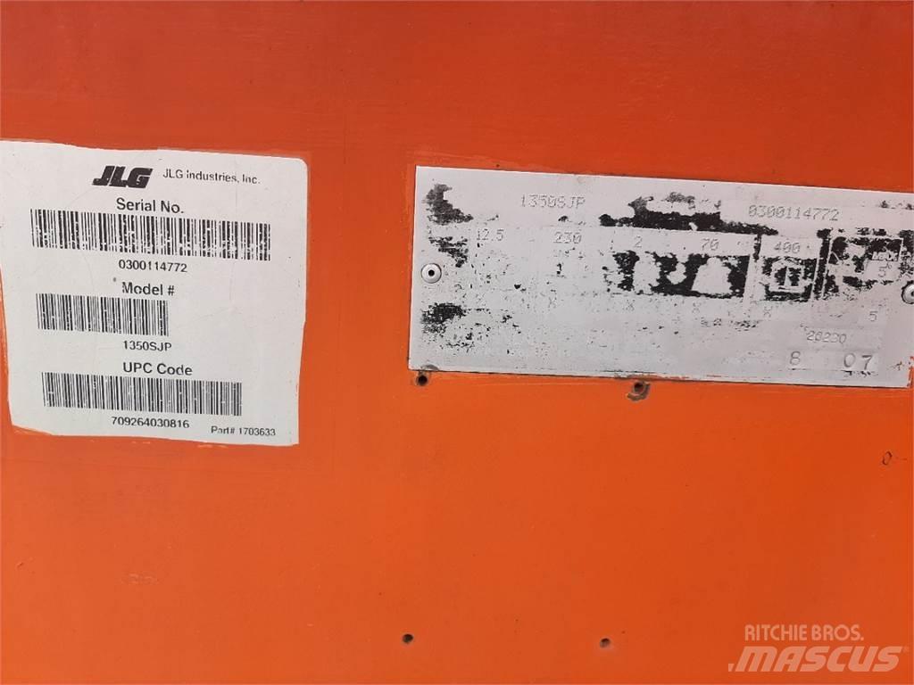 JLG 1350SJP Телескопічні підйомники