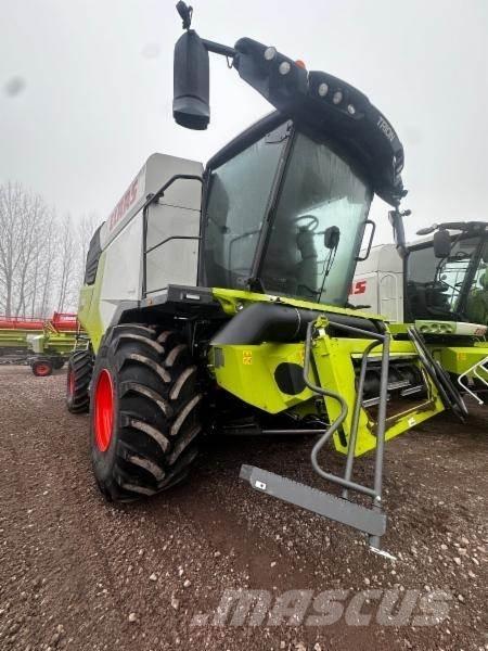 CLAAS TRION 750 Зернозбиральні комбайни