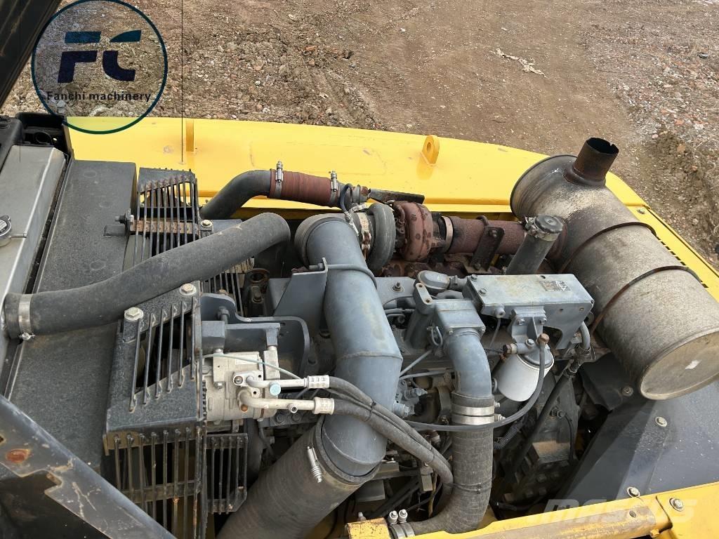 Komatsu 360 Гусеничні екскаватори