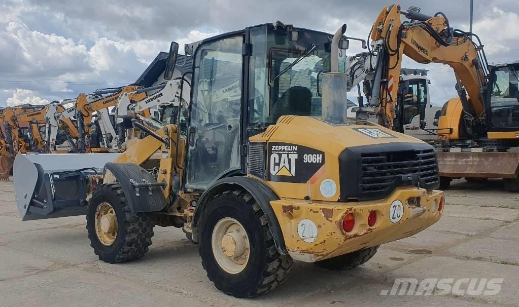 CAT 906 H Фронтальні навантажувачі