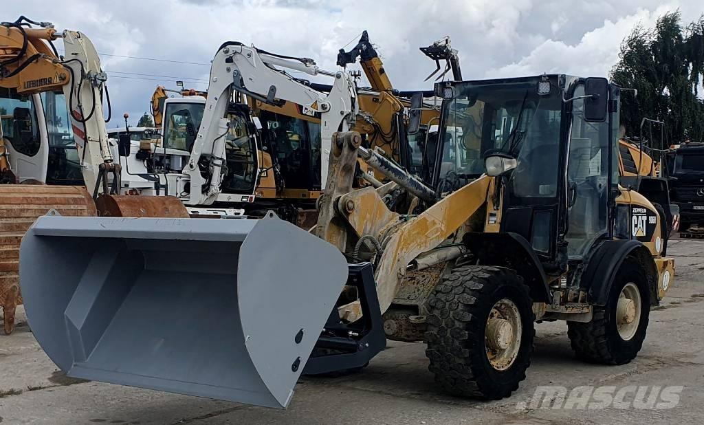 CAT 906 H Фронтальні навантажувачі