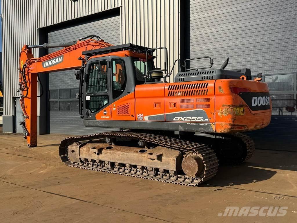 Doosan DX255NLC-5 Гусеничні екскаватори