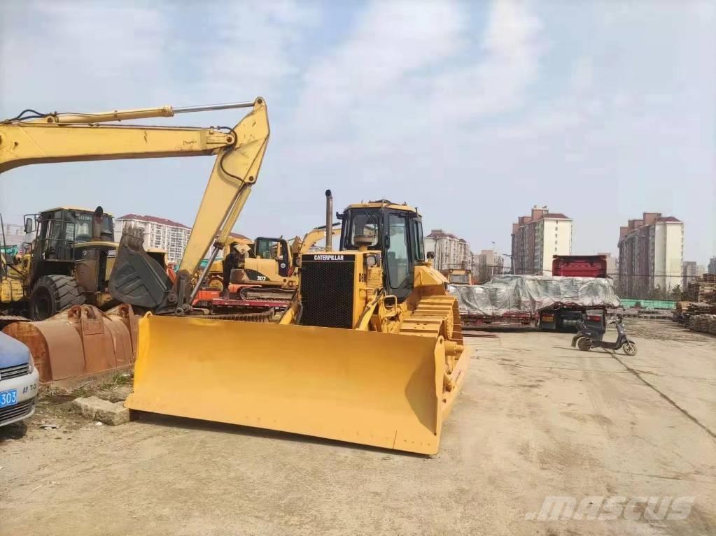 CAT D 6 M Гусеничні бульдозери