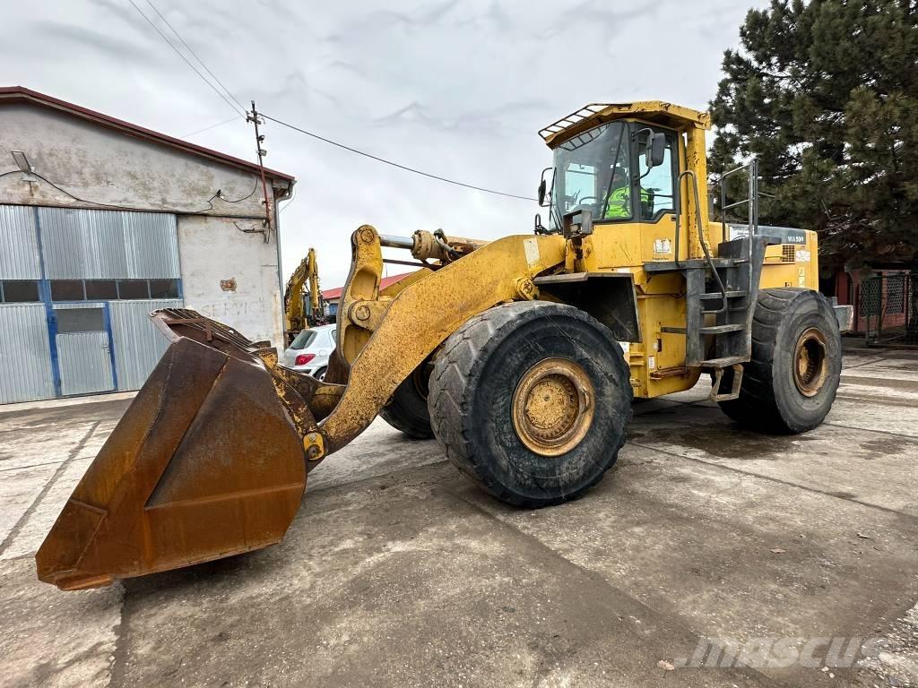 Komatsu WA500-3 Фронтальні навантажувачі