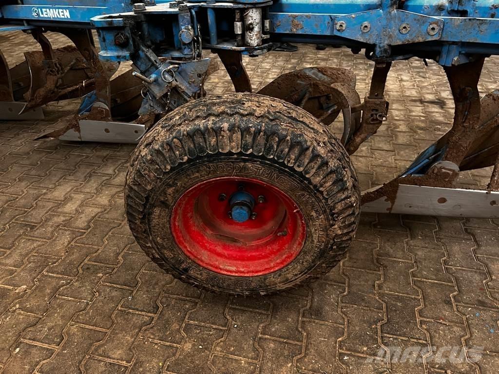 Lemken Juwel 8 Звичайні плуги