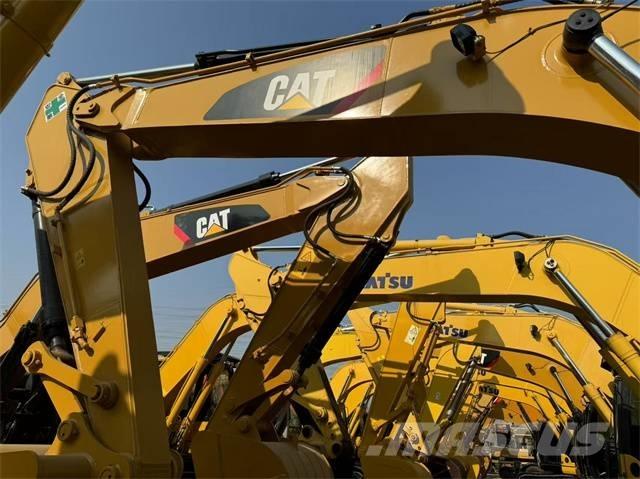 CAT 325 D L Гусеничні екскаватори