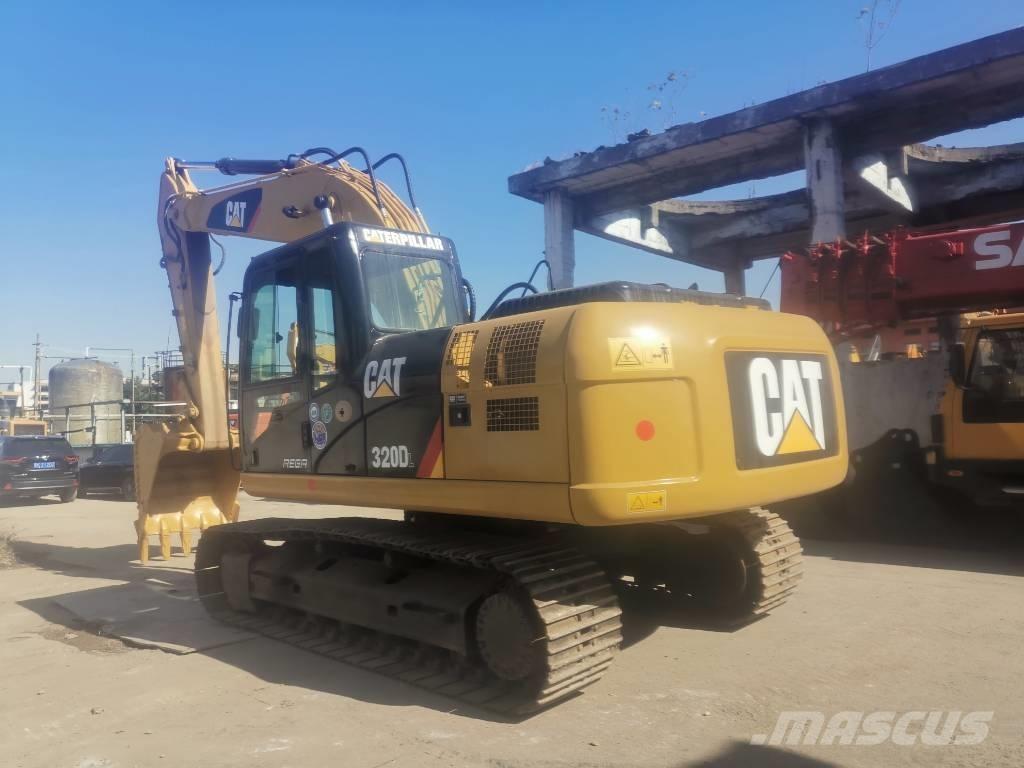 CAT 320 D Гусеничні екскаватори