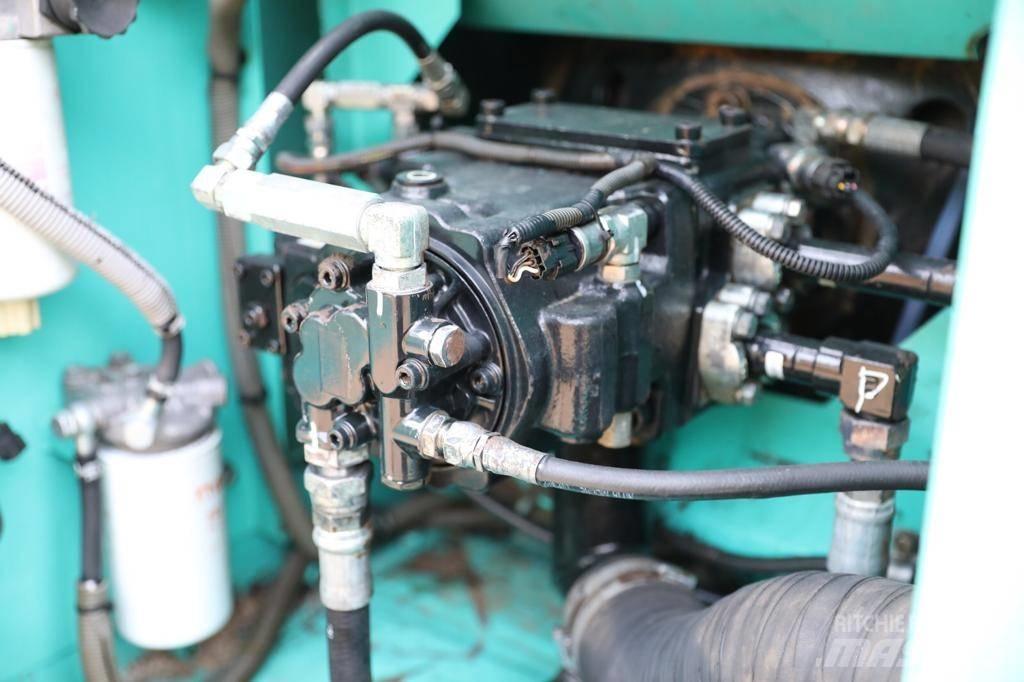 Kobelco SK130 Середні екскаватори 7т. - 12т.