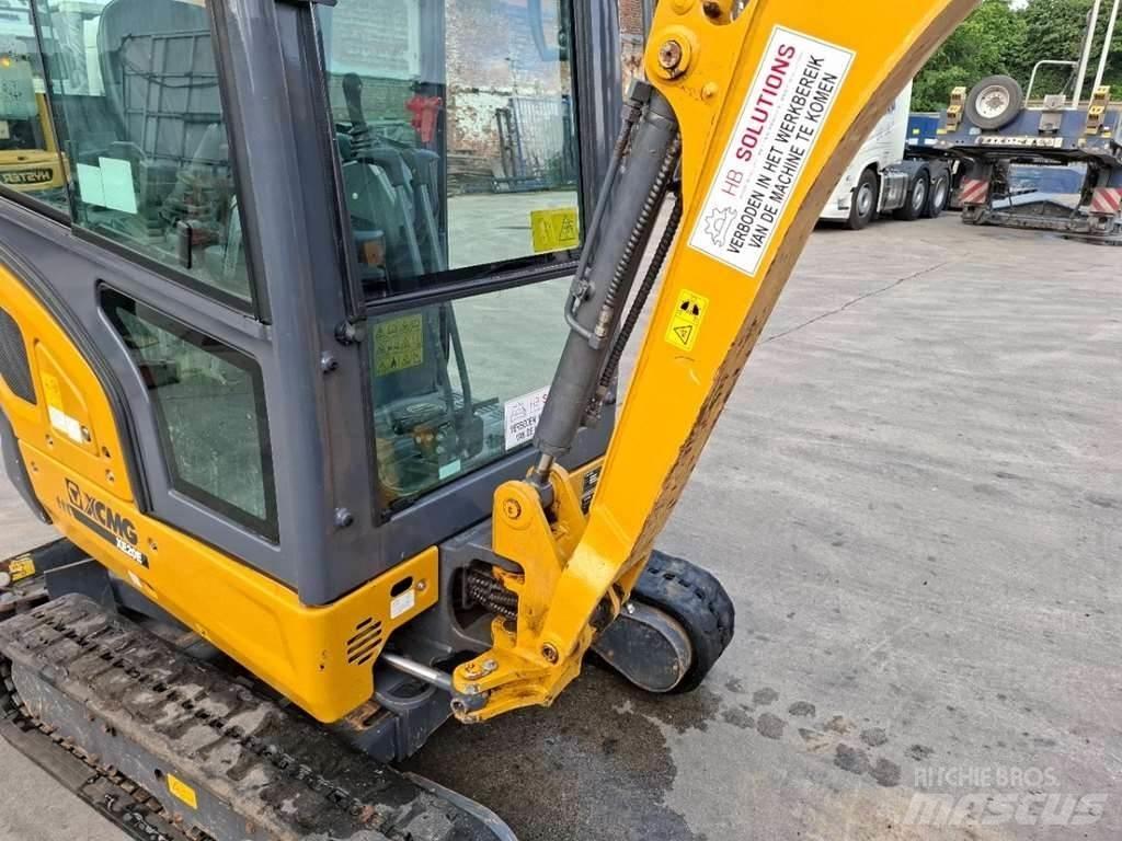 XCMG XE20E 0 Трактори
