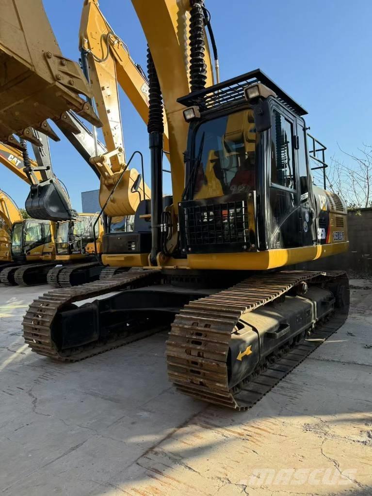 CAT 325D Гусеничні екскаватори