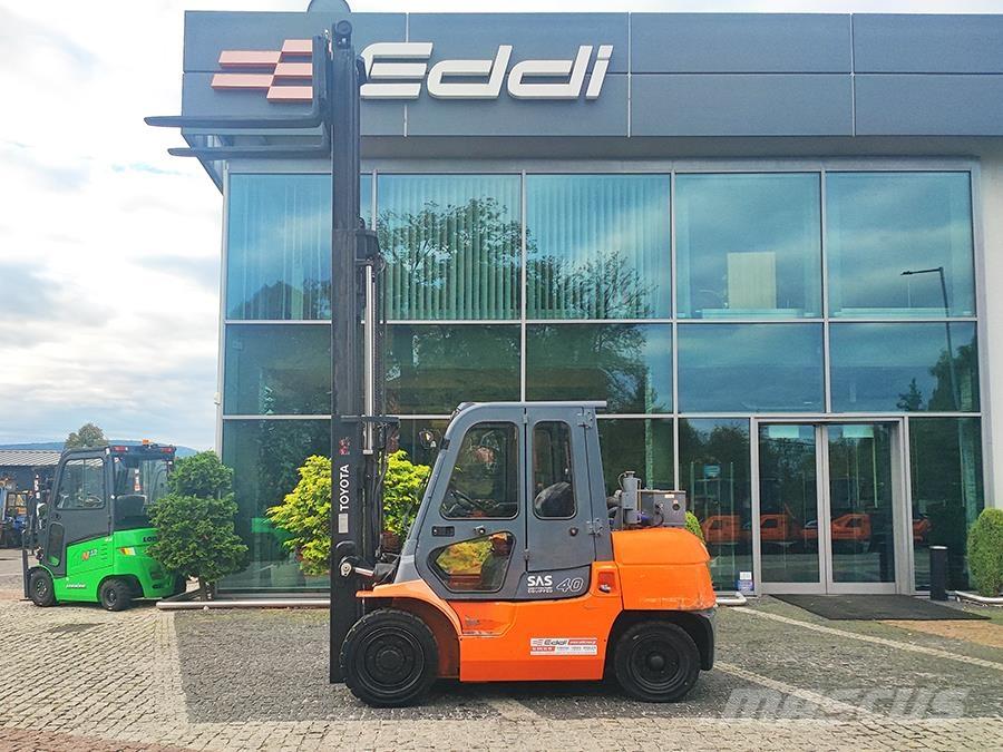 Toyota 02-7FD35 Дизельні навантажувачі