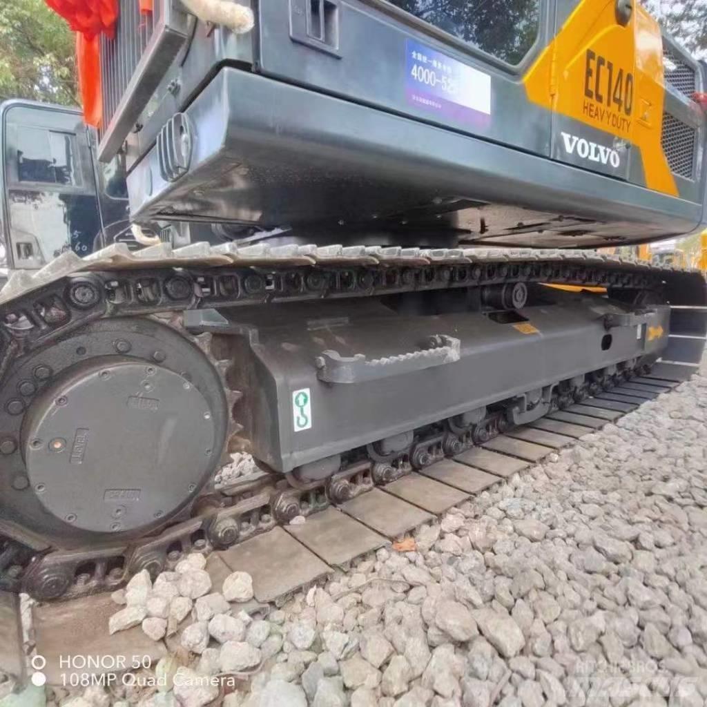 Volvo EC 140 Гусеничні екскаватори