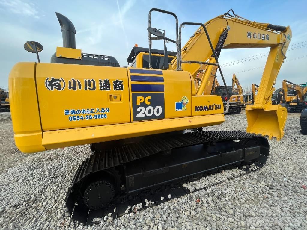 Komatsu PC 200 Гусеничні екскаватори