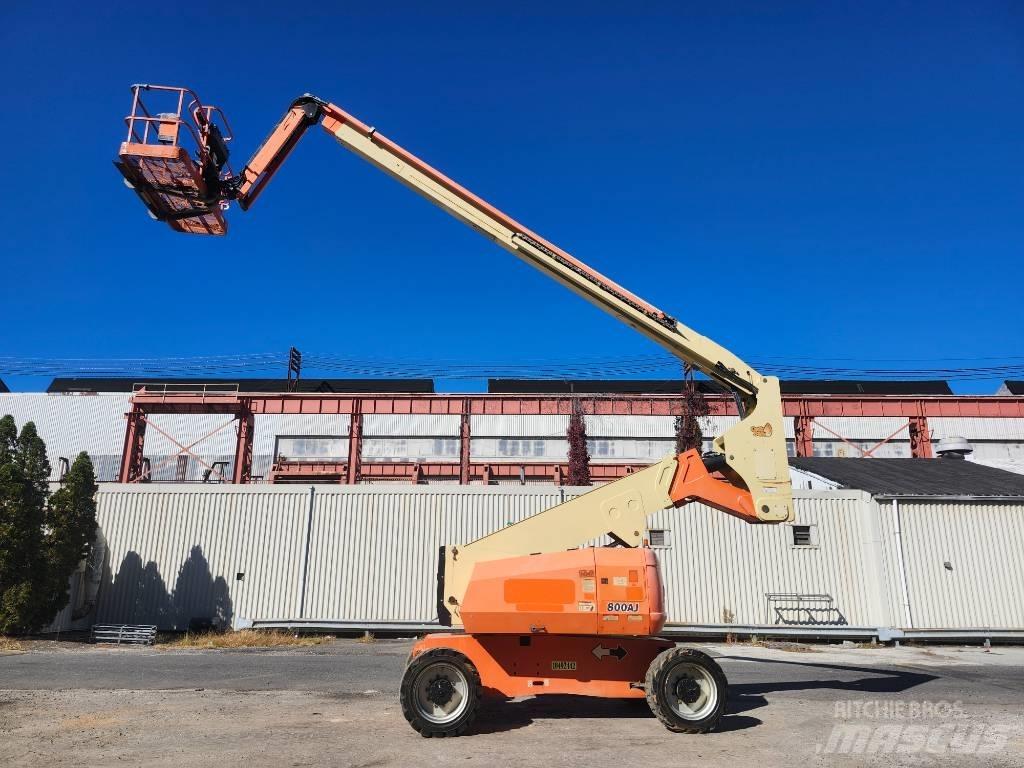 JLG 800 AJ Колінчаті підйомники