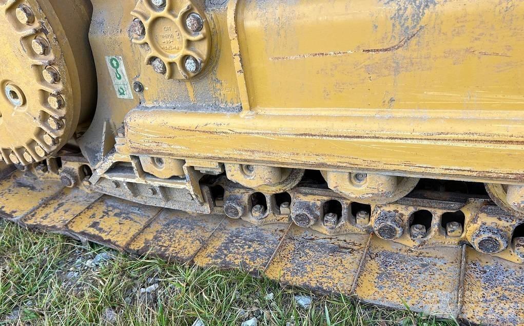 CAT D 4 Гусеничні бульдозери