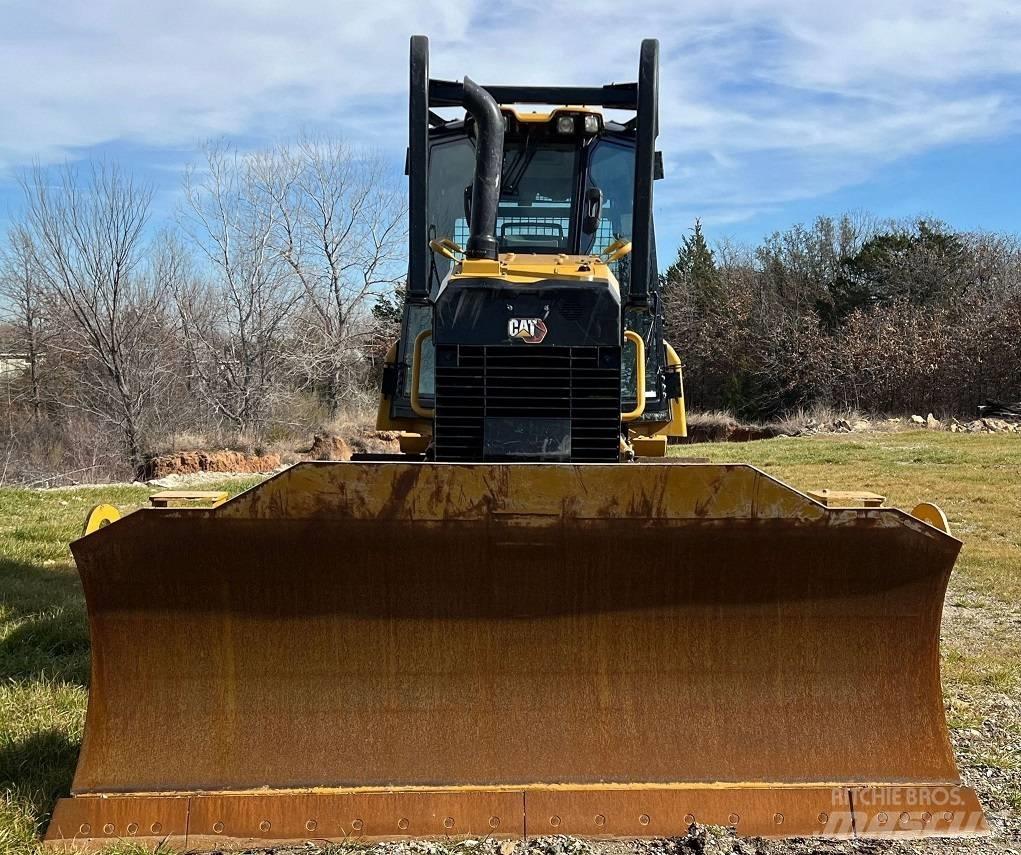CAT D 4 Гусеничні бульдозери