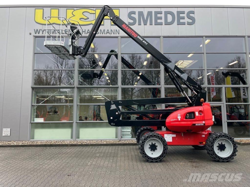 Manitou 200 ATJ Телескопічні навантажувачі